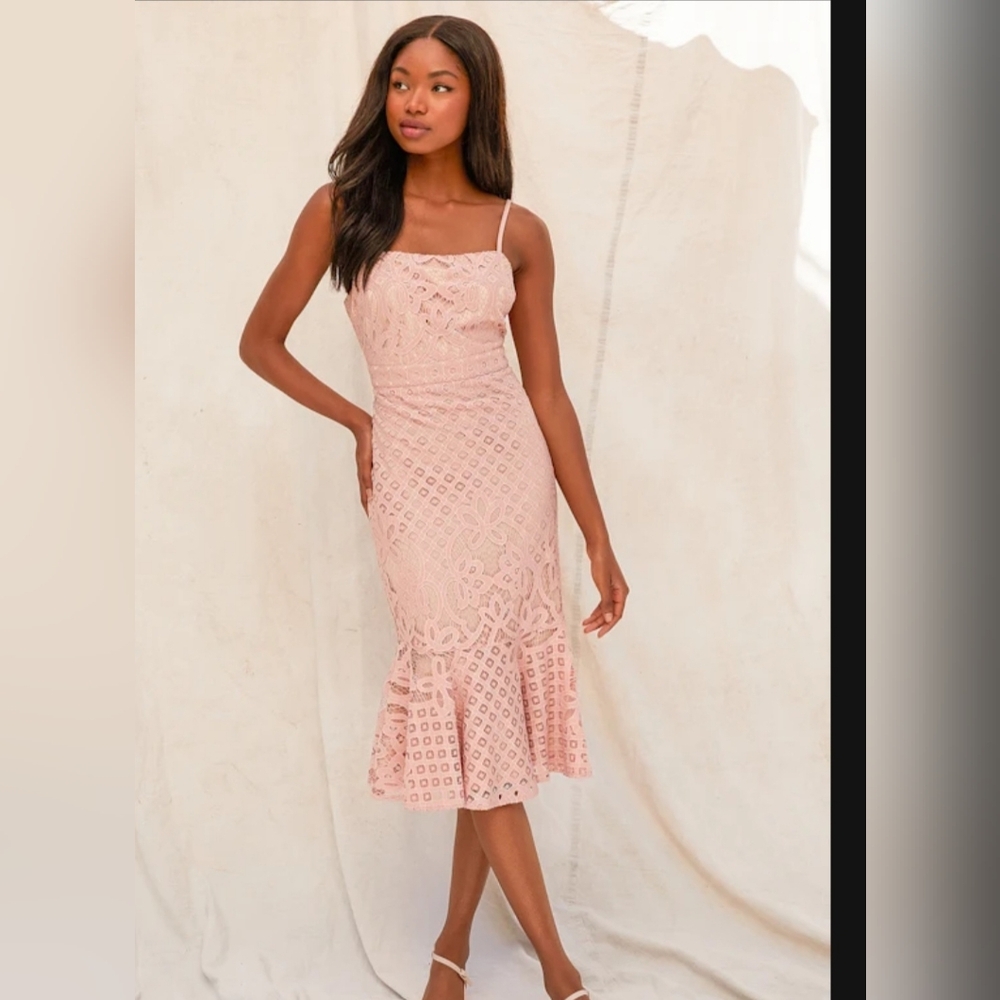Lulu's Blush Lace Midi Dress